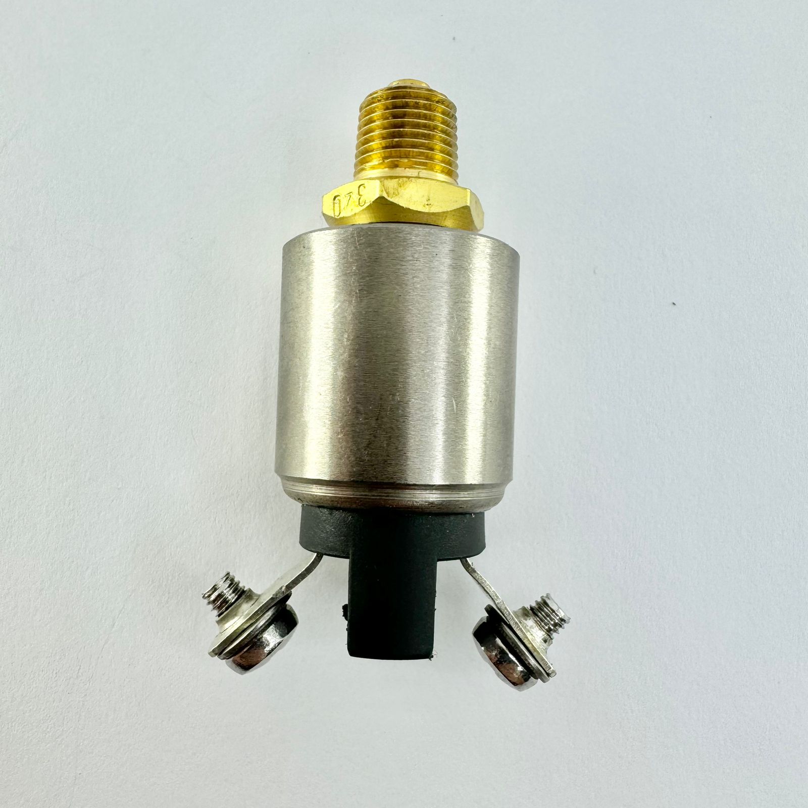 Z2647 - SENSOR PARA OLEO - TRATOR - NEW HOLLAND: 73112470